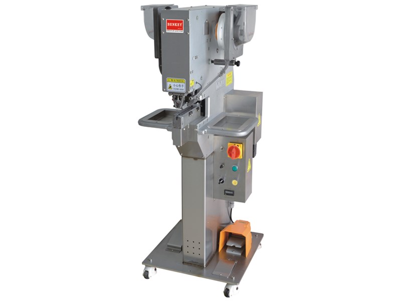 DE91/2K nailing machine