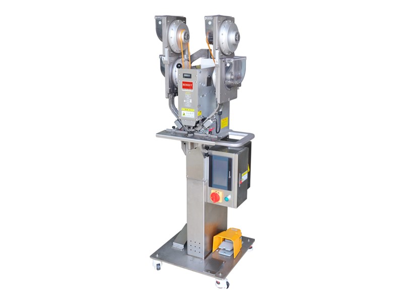 DE92/4K Riveting Machine