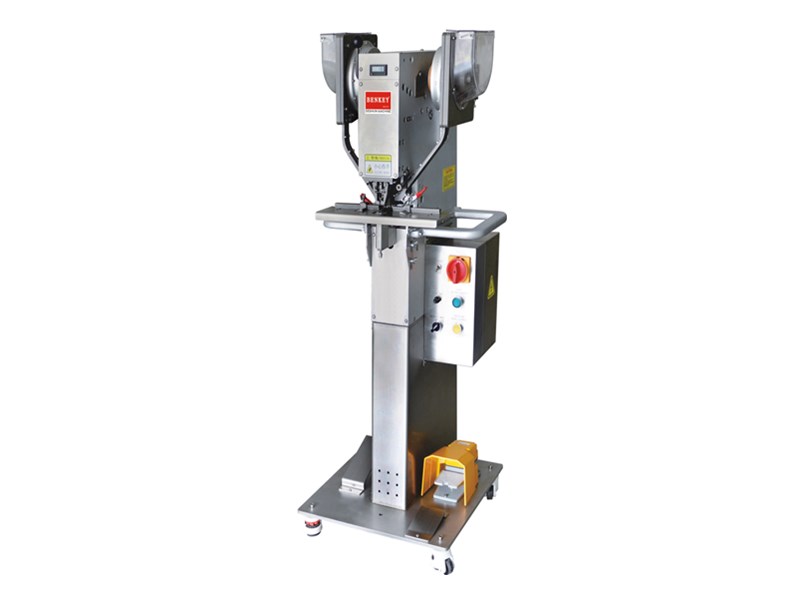 DE92/2K Riveting Machine